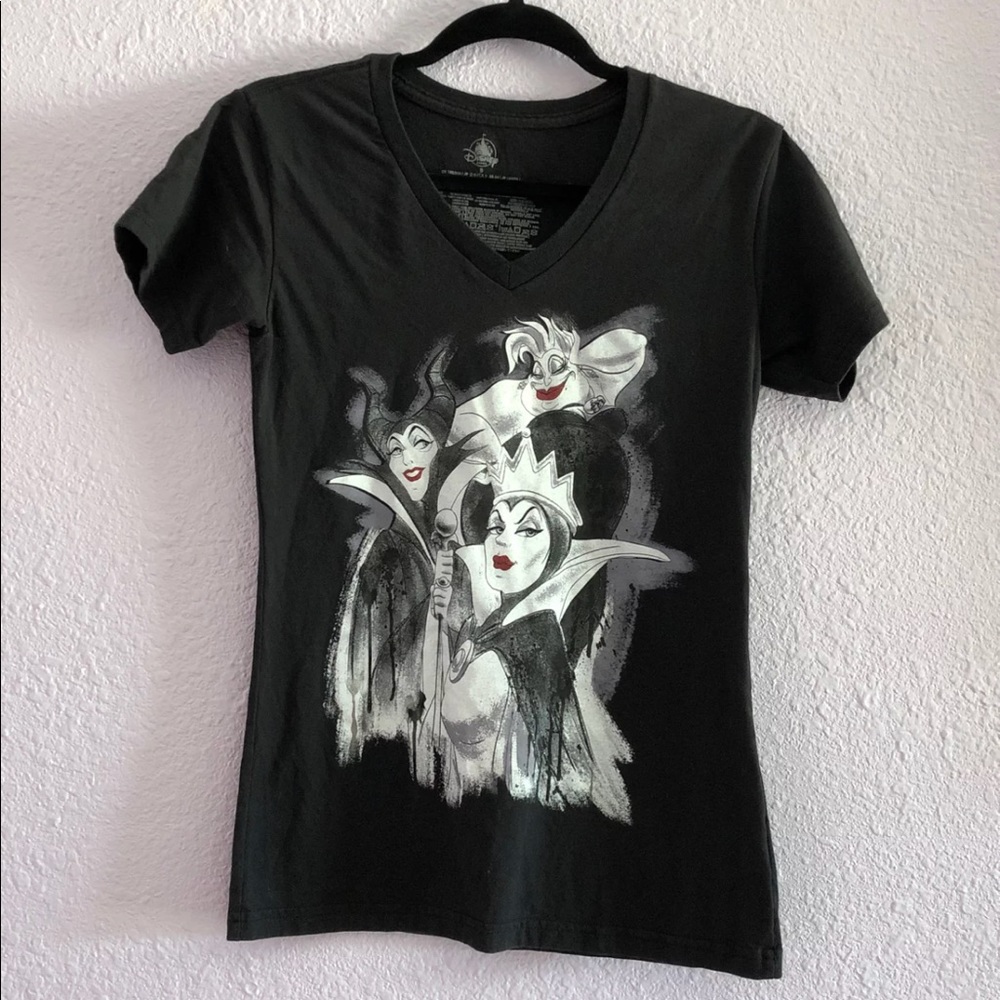 Disney’s villains tee